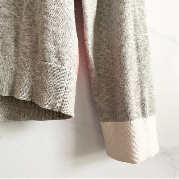 Tommy Hilfiger Two Tone Colorblock Button Front Sweater LARGE - Picture 7 of 8